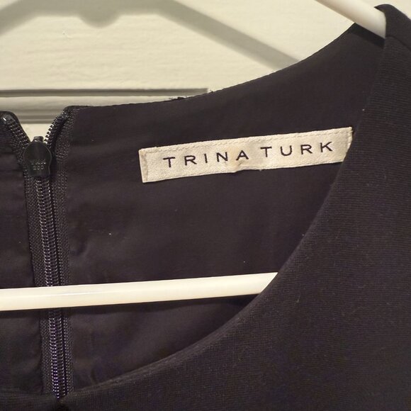 Trina Turk Black Fit And Flare Dress Size Pockets Keyhole top size 12 - Picture 3 of 4